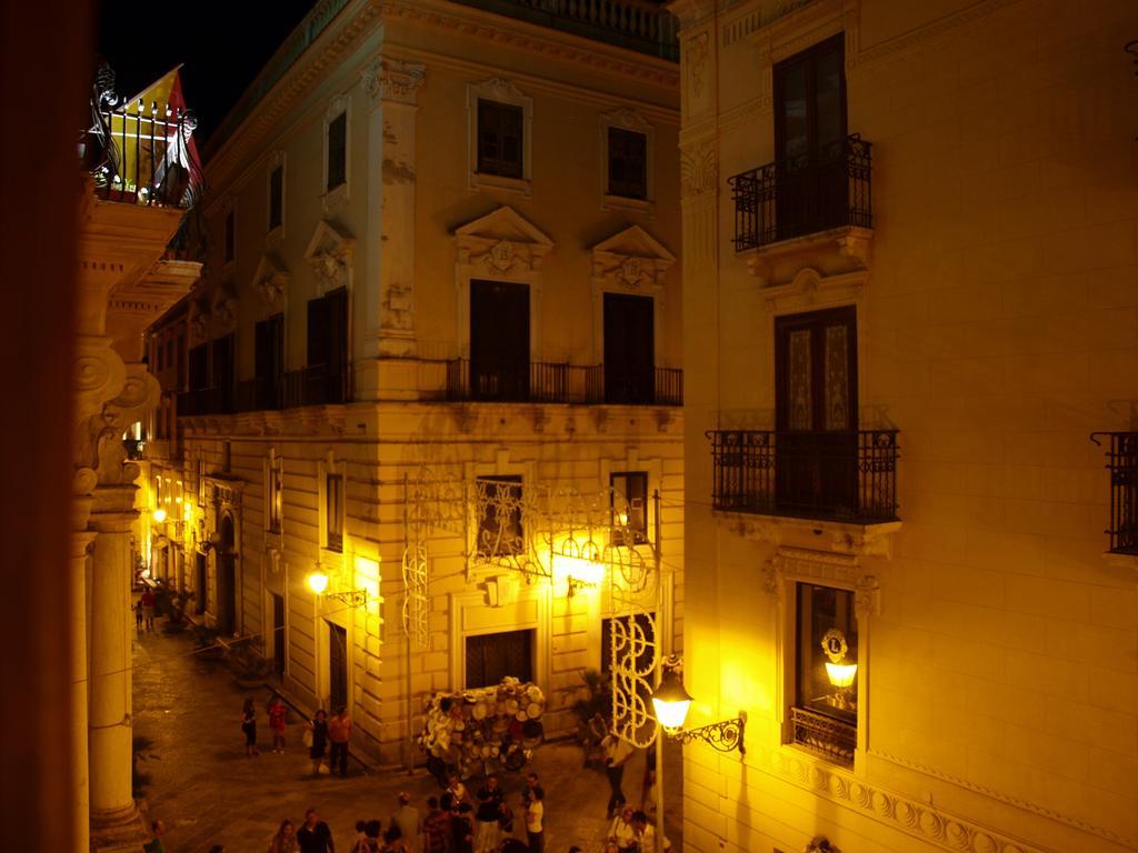 B&B Arco Dell'Orologio Trapani Exteriör bild